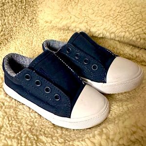 Cat & Jack Velcro toddler shoes